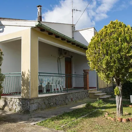 Villa Villetta Le Ginestre A Campo